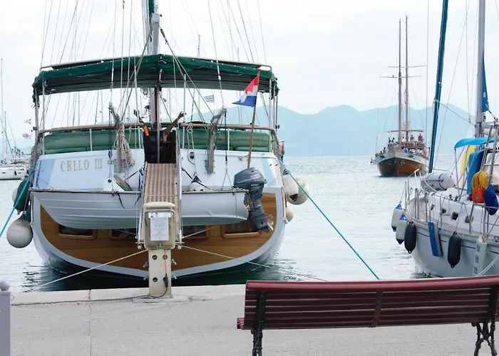 Gulet - Cello The 3rd Botel Lefkáda